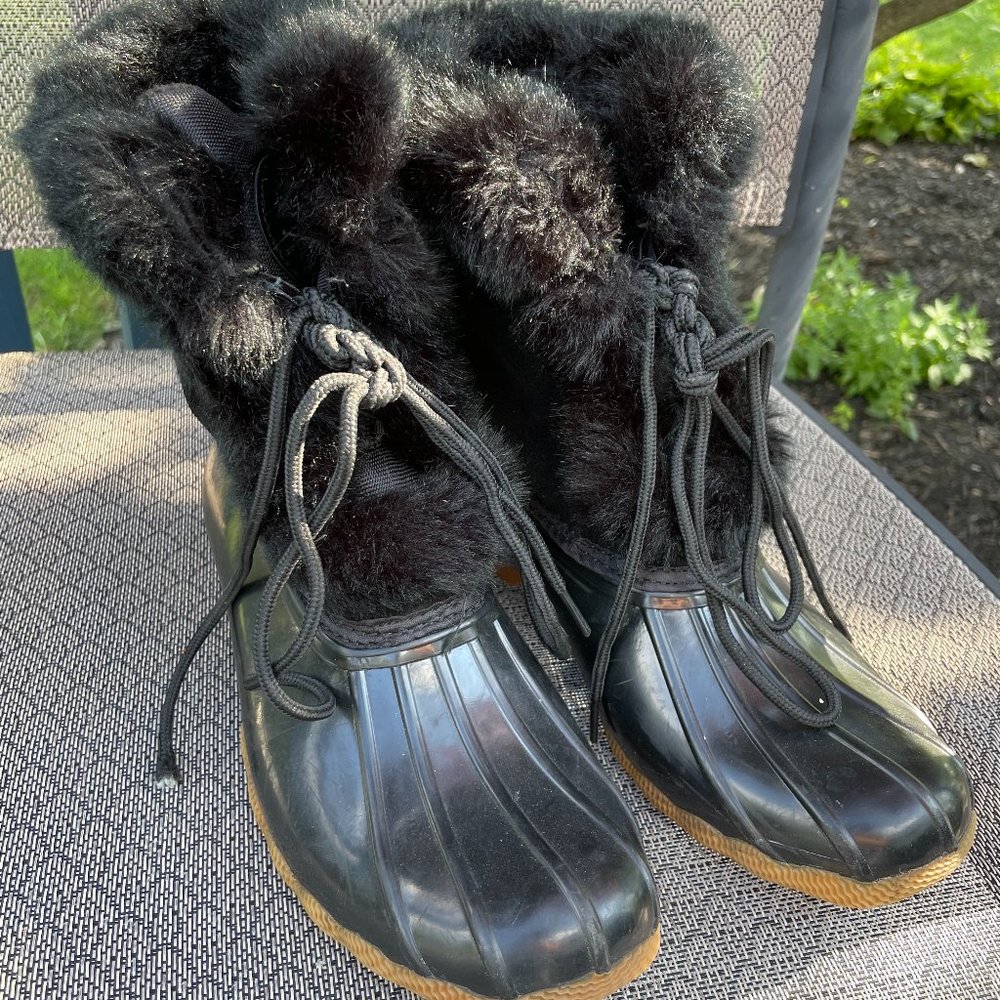 Fuzzy Winter Boots